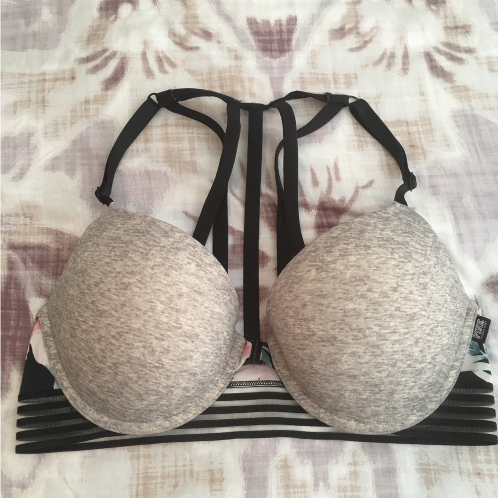 VICTORIA’S SECRET Wear Everywhere PUSH UP bra